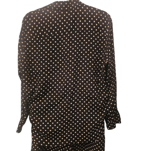 NWOT Zara matching set. Top XL. Shorts large - Picture 2 of 7